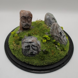 Fantasy diorama sculptures | Diorama stand | mystic miniature | druid diorama | medieval sculpture