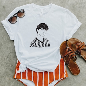 The Summer I Turned Pretty T-Shirt / Team Jer Jeremiah / Gavin Casalegno / Minimalist T-shirt /Cousins Beach/Connie Conrad / Belly Lola Tung