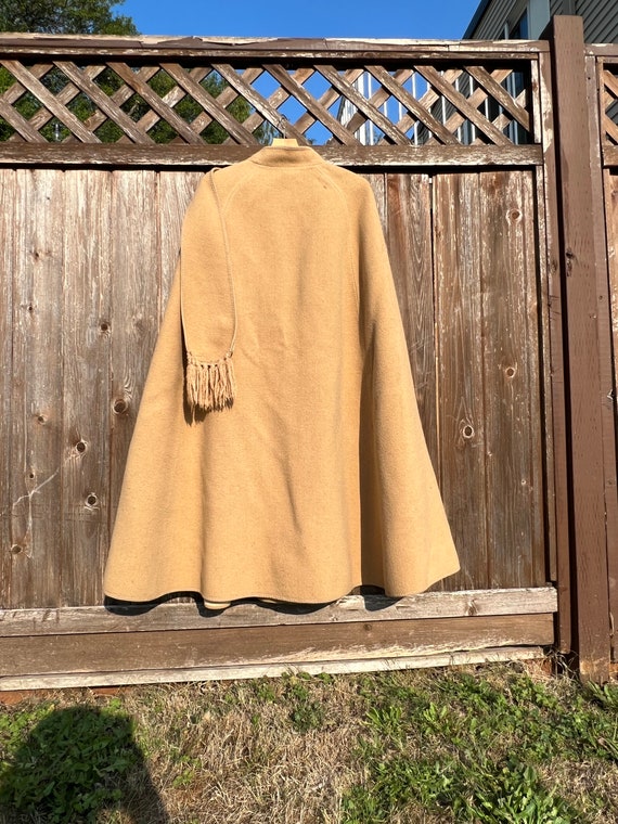 Camel cape coat 2025