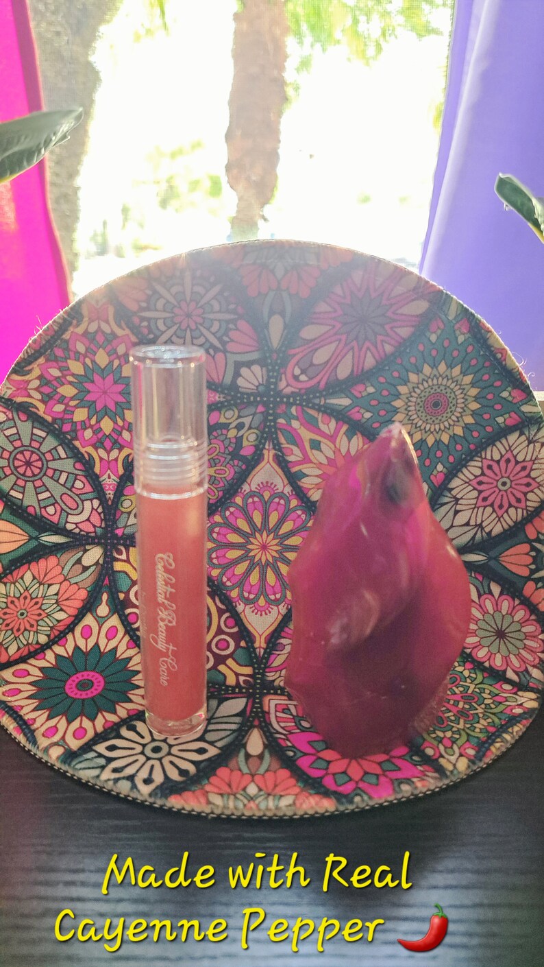 Fireball Organic Lip Plumper Made With Real Cayenne Pepper/collagen