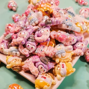 10 PC Kawaii Kitty & Friends Random Mix Iridescent Flat back Charms Set For Beadable Pens Decoden DIY Jewelry Crafts Keychain Phonecase