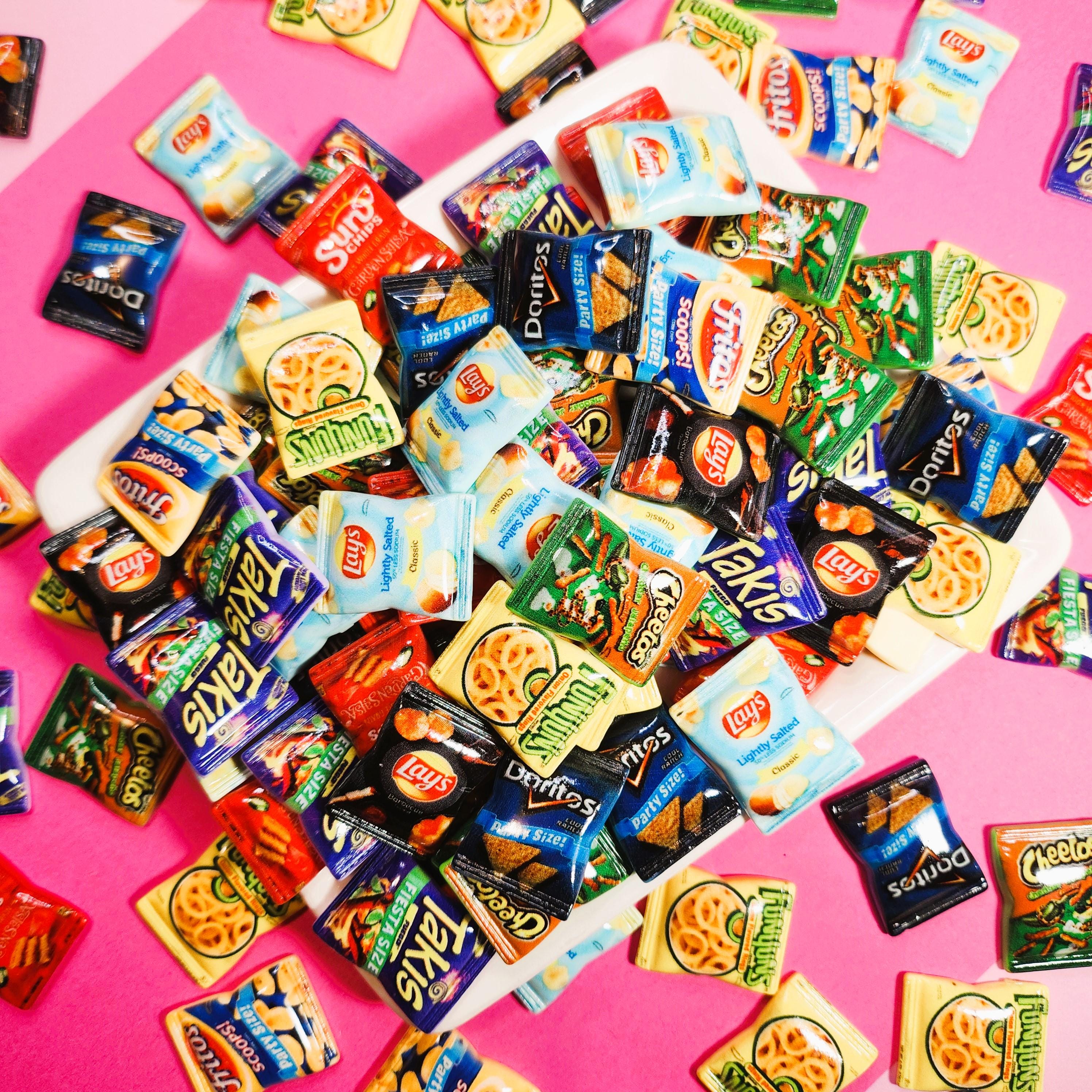 Random Snacking 10 PCS Random Mix Kawaii Snack Food Charms – Chips-themed Flatbacks for ...