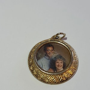 Ptl gold locket store