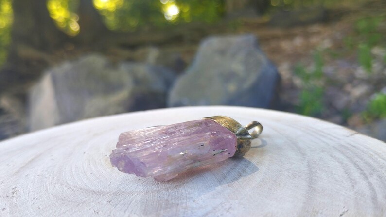 Pink Kunzite Gemstone Pendant image 3