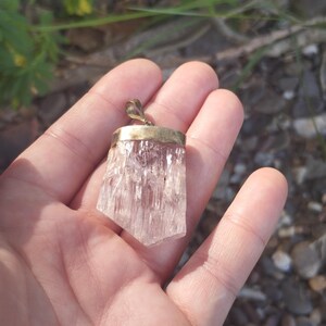 Pink Kunzite Gemstone Pendant image 6