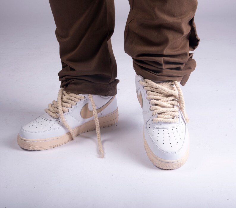 thick lace air force 1