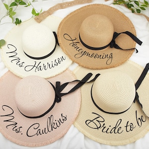 Personalized Bride Hat, Custom Beach Hats, Bride to Be Gift, Bachelorette Party Favor, Bridesmaid Gift, Bridal Party Hat, Honeymoon Gifts