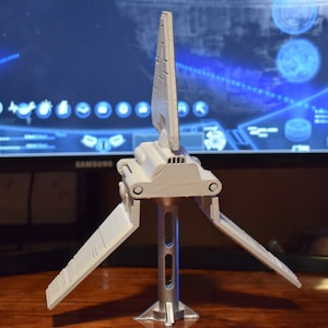 Lambda Class Shuttle/Lambda Class T-4a Imperial Shuttle/Star Wars Shuttle/Space Shuttle/Star Wars Ship 1:182 Scale image 4