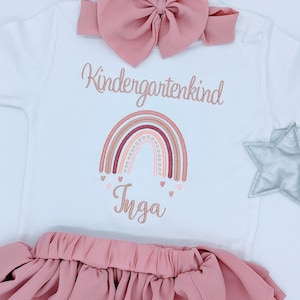 T-shirt Kitakind 2025 Nursery Child, premier jour de maternelle cadeau chemise arc-en-ciel avec nom personnalisé maternelle enfant tenue