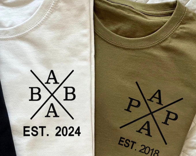 Papa besticktes T-Shirt personalisiert Name und Jahr, Vatershirt Geschenk, werdende Papa Ankündigung, Vatertag, Mama, Opa,Weihnachtsgeschenk