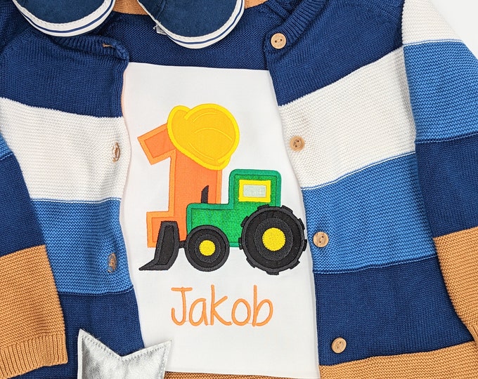 Traktor Geburtstagsshirt für Kinder, Geburtstagsshirt Junge mit Zahl und Name Personalisierbar, Bauernhof Shirt