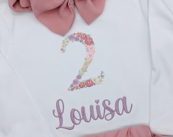 Zahlenschrift Blumen Geburtstagsshirt Mädchen | Geburtstagsoutfit erster Jahr | Personalisiert Geschenk tshirt 1 2 3 4 5 Oberteil Mädchen,