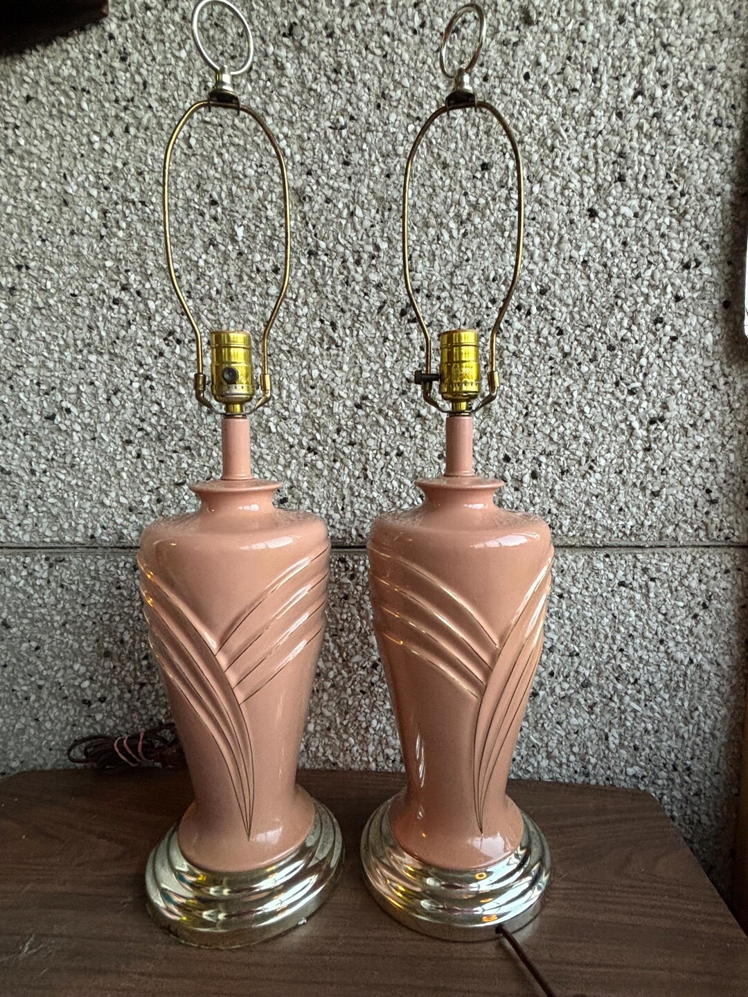 Vintage Peach Pair of Lamps - Etsy