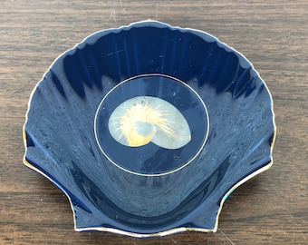 Vintage Nautilus Otagiri ceramic dish clam shell