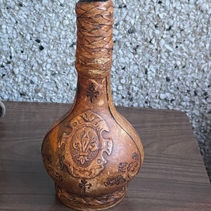 Decantador de vino italiano vintage de cuero