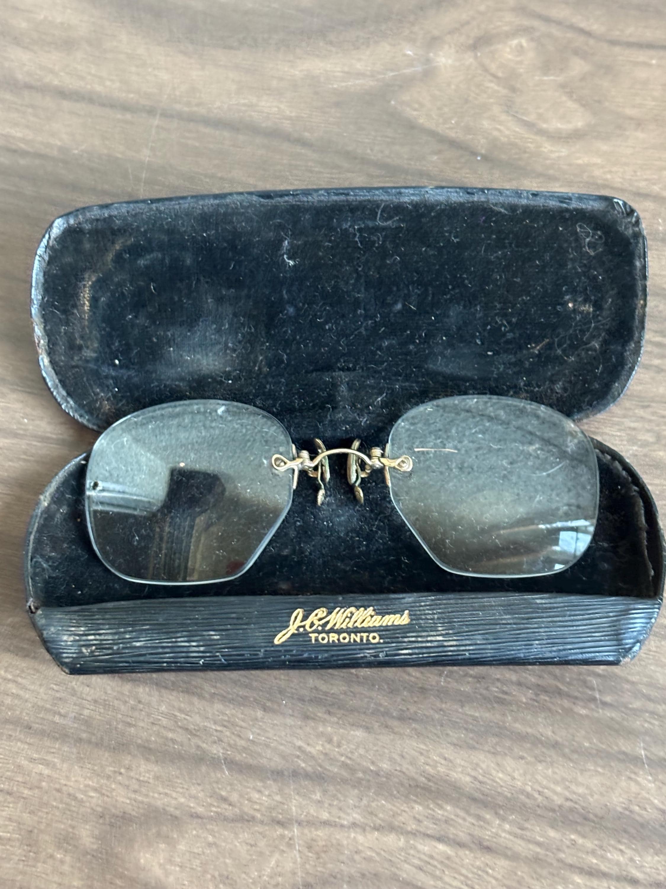 Vintage Glasses Cases - Etsy display picture 3