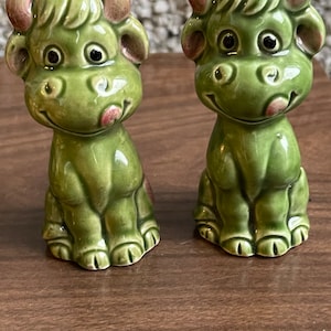 vintage green cow salt and pepper shakers