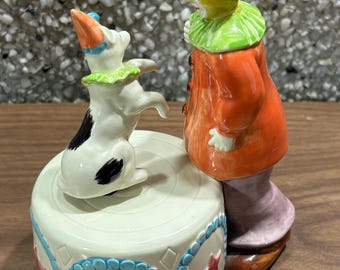 Vintage “send in the Clowns” Ceramic Music Box – Rotating Clown