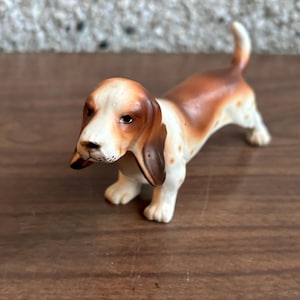 バセットハウンド 陶器 置物 犬の置物 インテリア オブジェ ヴィンテージのバセットハウンドの置物 - Etsy 日本