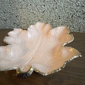 vintage pink / gold  leaf bowl