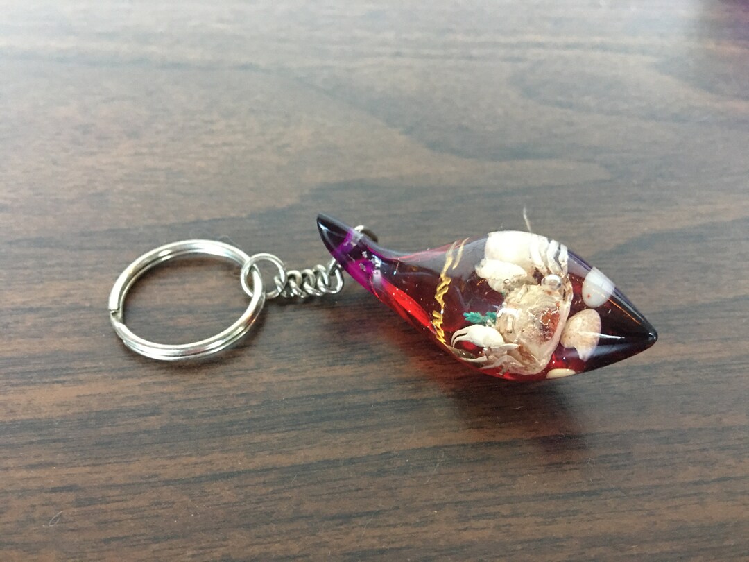人気ブランド新作豊富 Vintage Malasian Tiny Crab in Resin Key Chain - Etsy Bags&Wallets