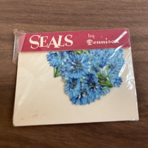Vintage blauwe bloemenzegels
