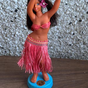 vintage Hawaiian hula girl