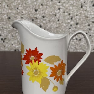 Vintage Johnson brothers creamer