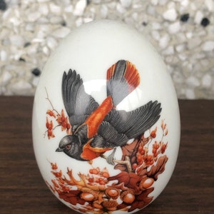 Avon vintage autumn bird egg