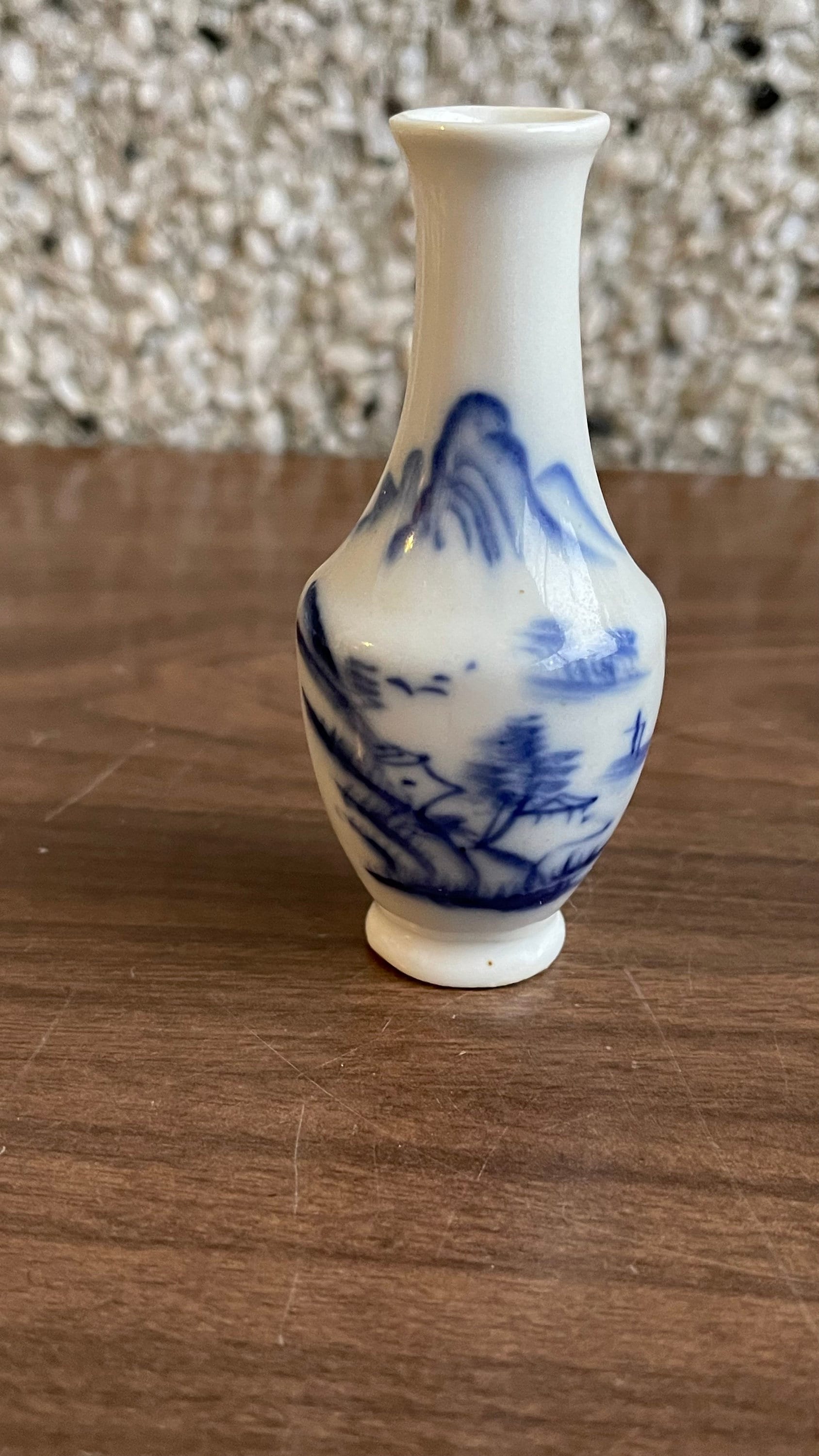 kleine asiatische Vase
