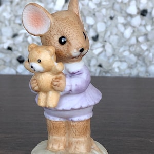 1983 enesco vintage mouse holding teddy bear
