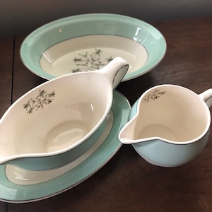 Rare Johnson Brothers plates JB 1091 vintage England