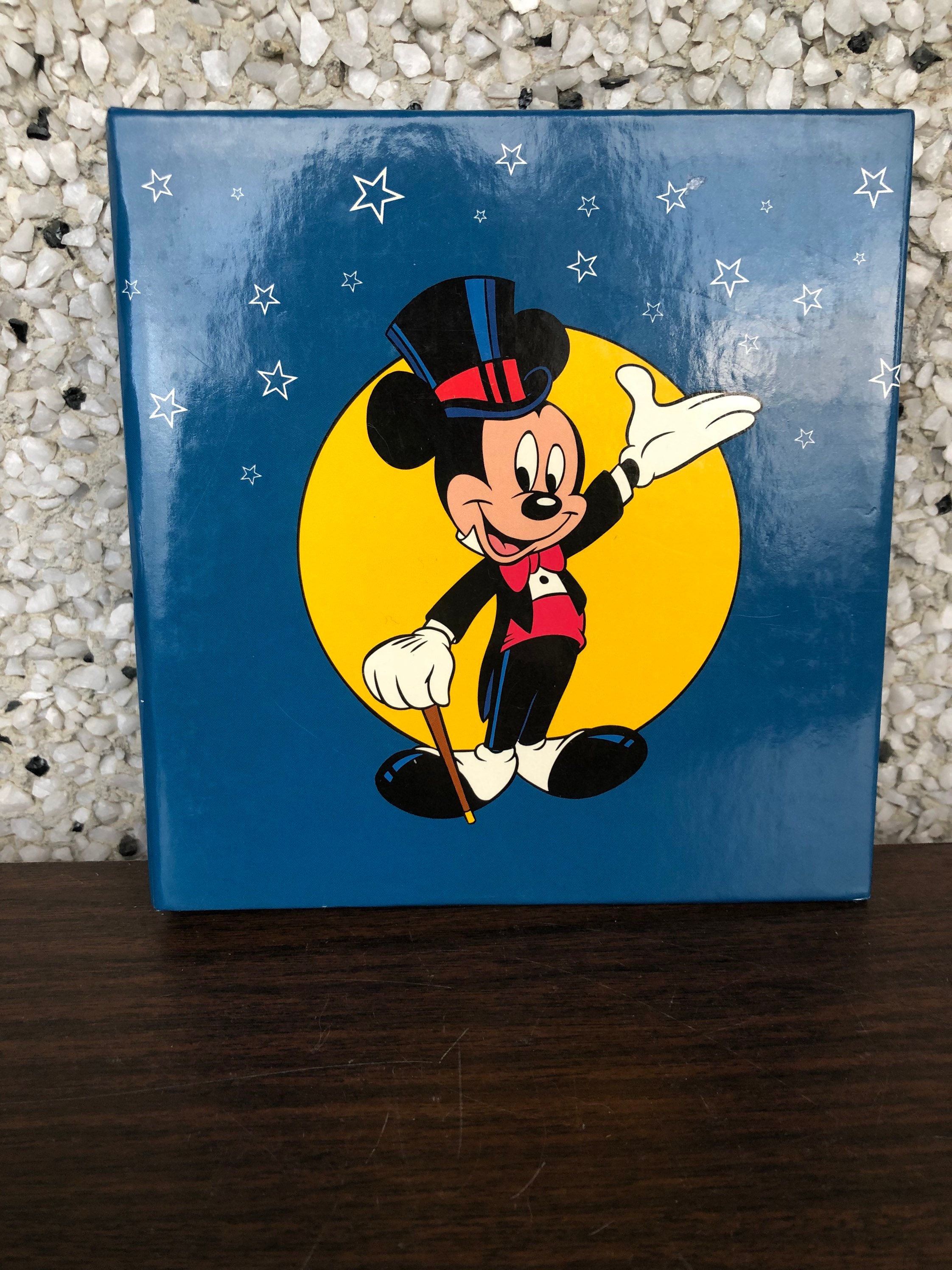Disney Mickey Mouse Retro 2023 Photo Album 4X 6 Holds 200 Photos.