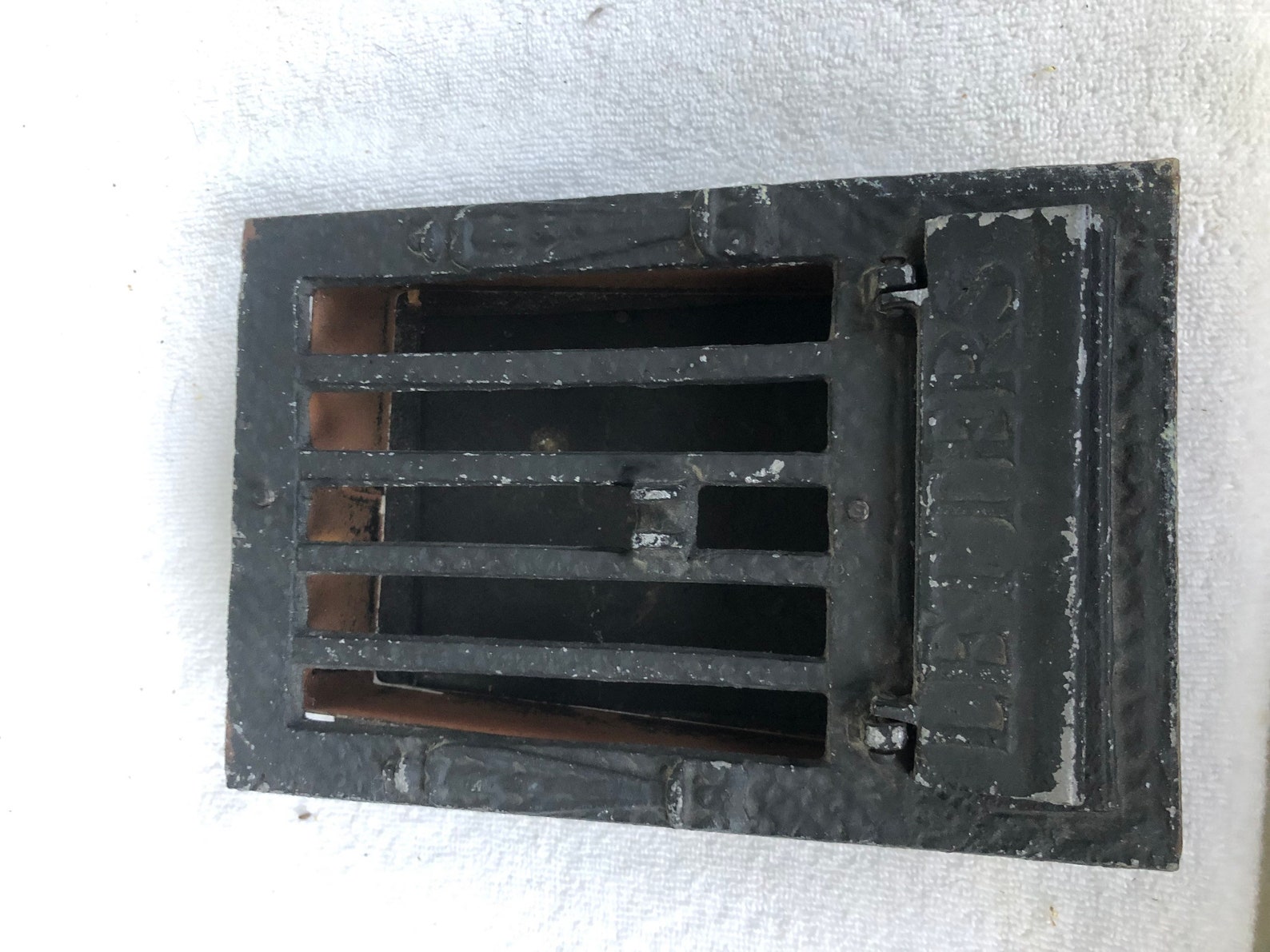 Antikes Bügeleisen Loch Türfenster mit Briefschlitz | Etsy