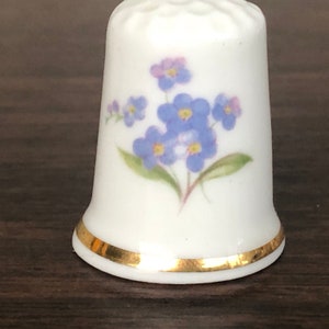 Vintage Sandford floral fine bone china thimble
