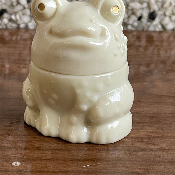 Vintage Avon frog jar