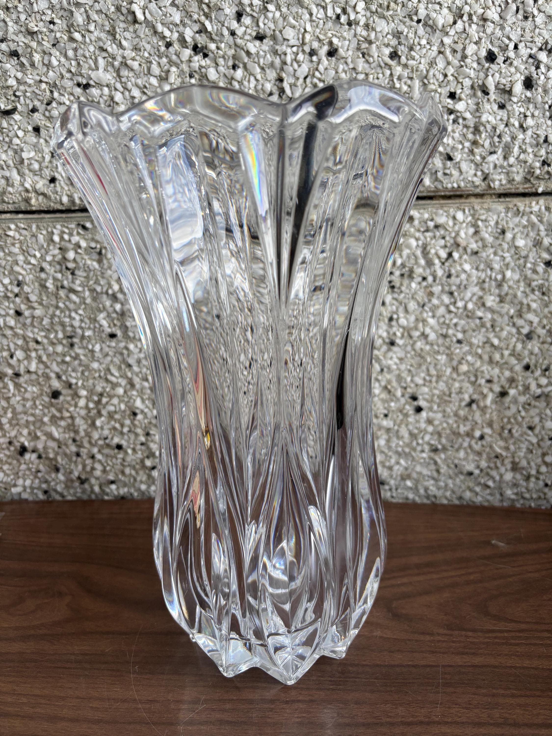 ヴィンテージのミカサクリスタル花瓶 - Etsy 日本