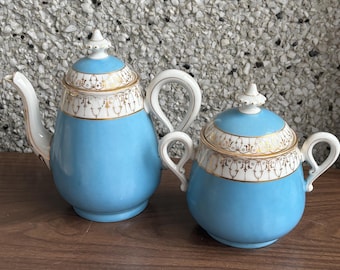 Vintage blue teapot and sugar bowl