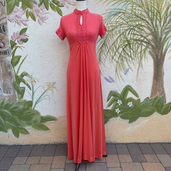 coral empire waist dress Vintage 70s Long Maxi Dress, Ribbed Stretch, Waist, Size 4, Small Mini dress Color:Lilac-multi sp3 5 Materials to Look Stretch mesh