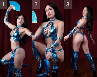 Mortal Kombat Kitana Cosplay Print - 8.5x11