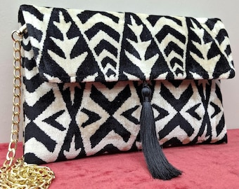 Ikat Samt Clutch Bag mit Quaste und Gold Kette,Garn Tasche,Boho Geldbörse