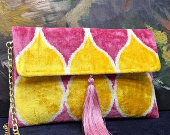 Ikat Samt Clutch Bag mit Quaste und Gold Kette, Garntasche