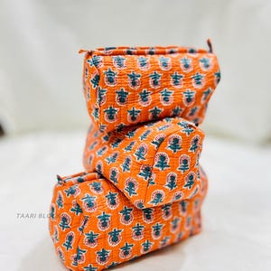 Quilted Toiletry Bag Set of 3 Hand block print wash bag Soft cotton cosmetics bag Makeup Bag Beach bag Green floral Waterproof Toiletry case
