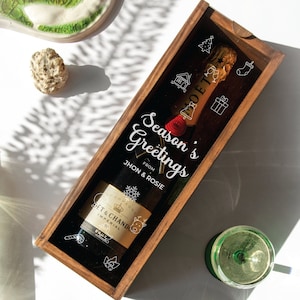 Kerstwijndoos, gepersonaliseerde vakantiewijnflessendoos, houten champagnedoos, aangepast vakantiewijncadeau, gegraveerde kerstwijnflessendoos