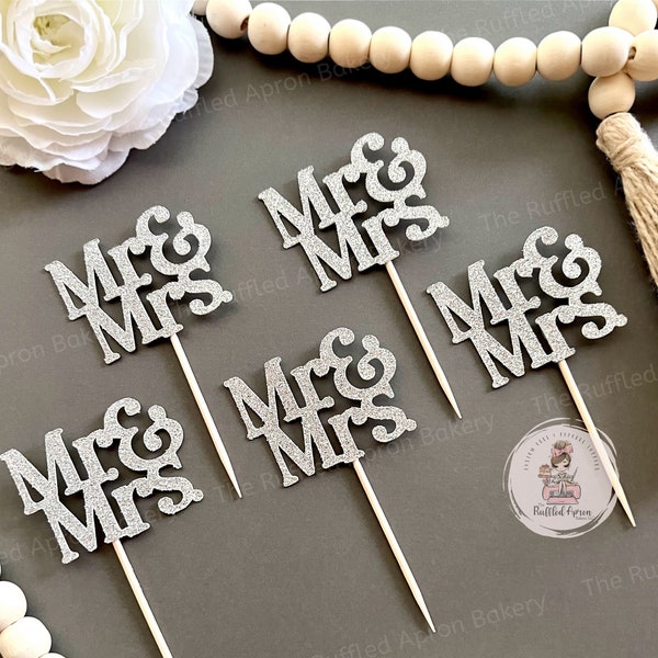 Mr & Mrs Cupcake Toppers | Wedding Toppers | Cupcake Toppers | Wedding Cupcakes | Custom Cupcake Decorations | 12 Count