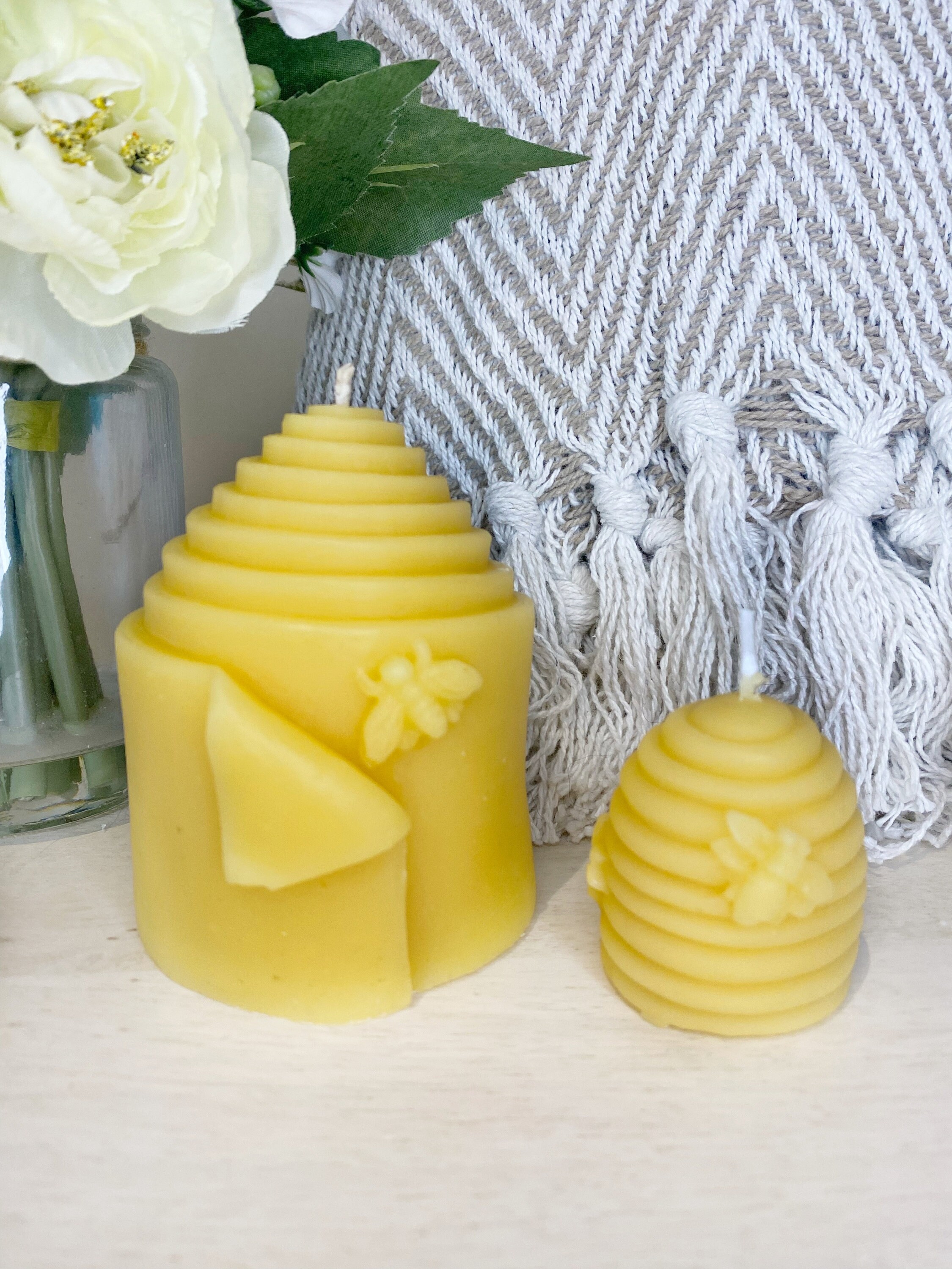 Honey Bee Beeswax Candles/decorative Candles/bee Hive Candles/bee  Candles/honeycomb Candles/handmade/candle Gifts/made With 100% Beeswax. 