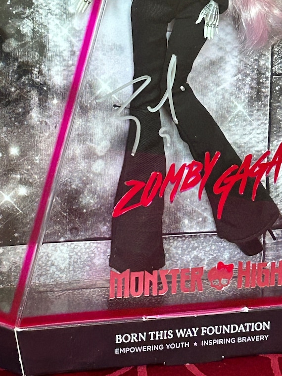 Lady Gaga Zombie Gaga Monster High Doll SIGNED by ZOMBIE BOY Lady Gaga Zombie Gaga Monster High Doll SIGNED by ZOMBIE BOY