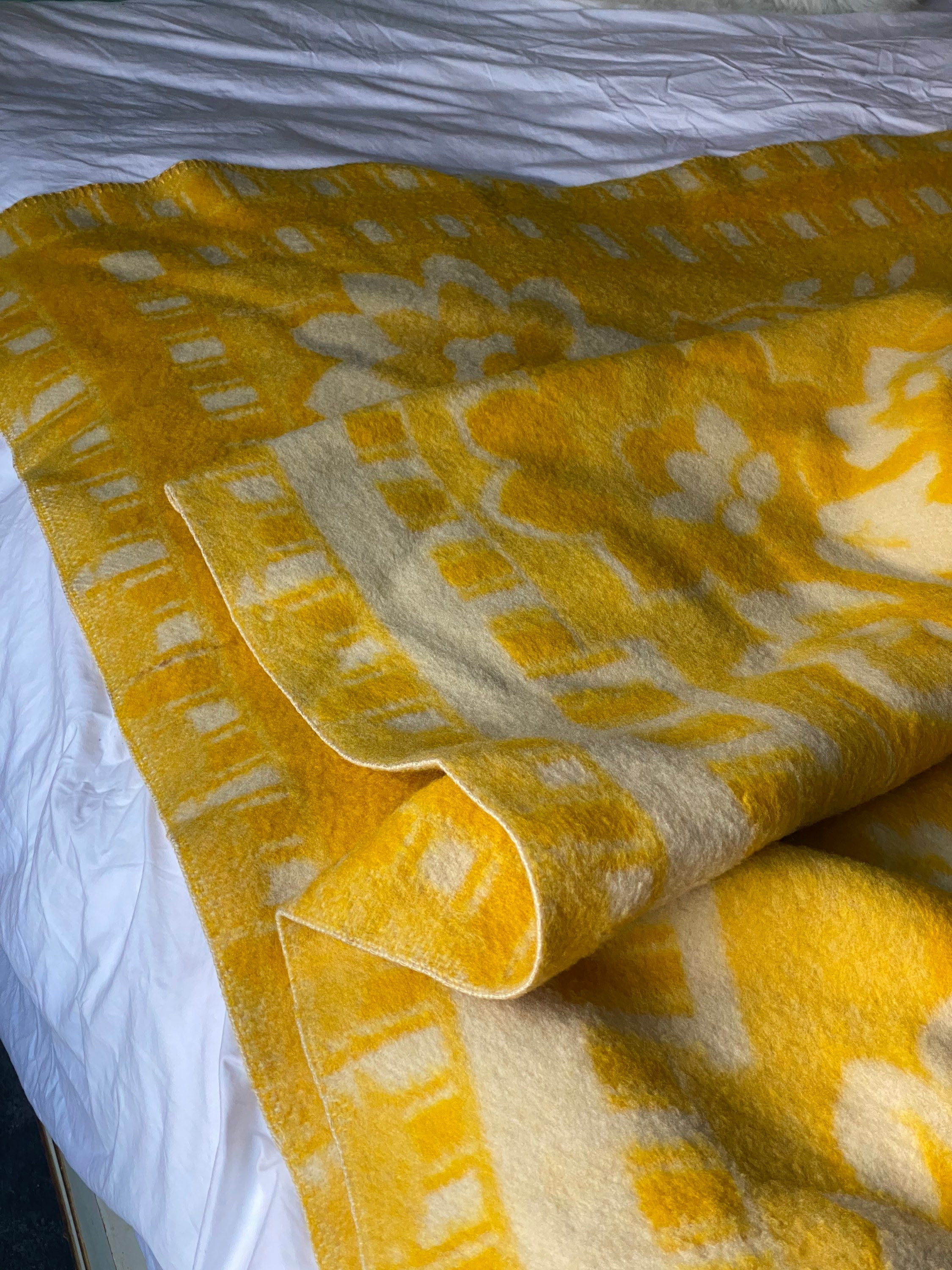 Dutch Vintage Wool Blanket With Flower Pattern. Etsy