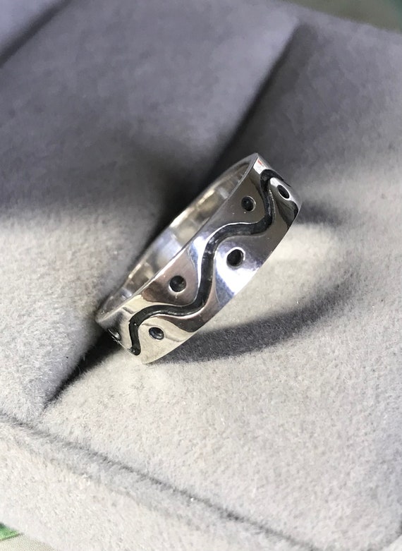 Sterling Silver Wave Ring, Solid Silver Patterned… - image 2
