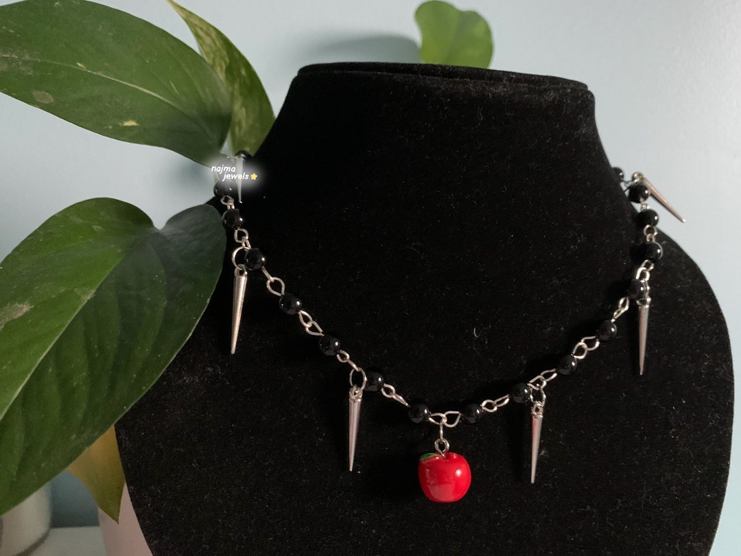 値下げ‼️ SIRI SIRI wood necklace apple 値下げ‼️ SIRI SIRI wood necklace apple レディース